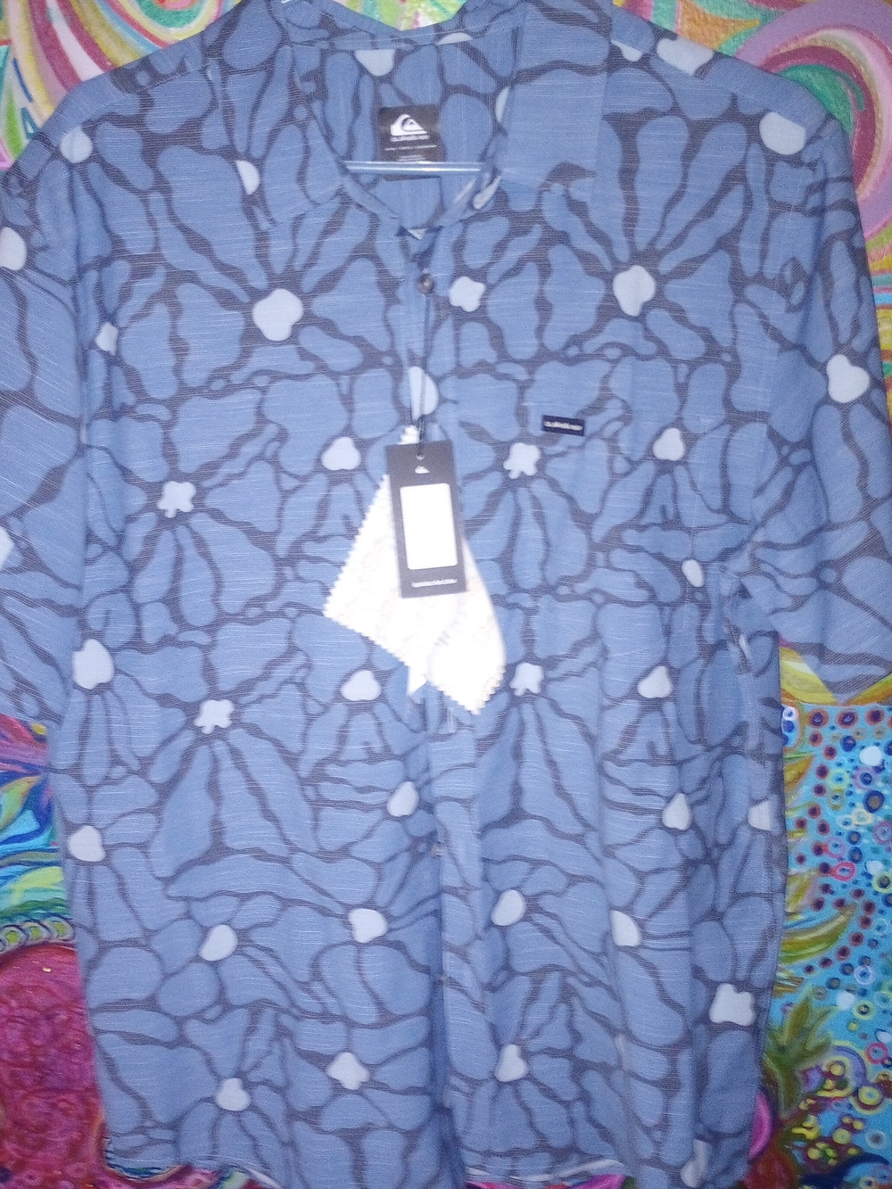 Quiksilver Men's Blue Floral Patterned Button-Up Shirt-New With Tags
